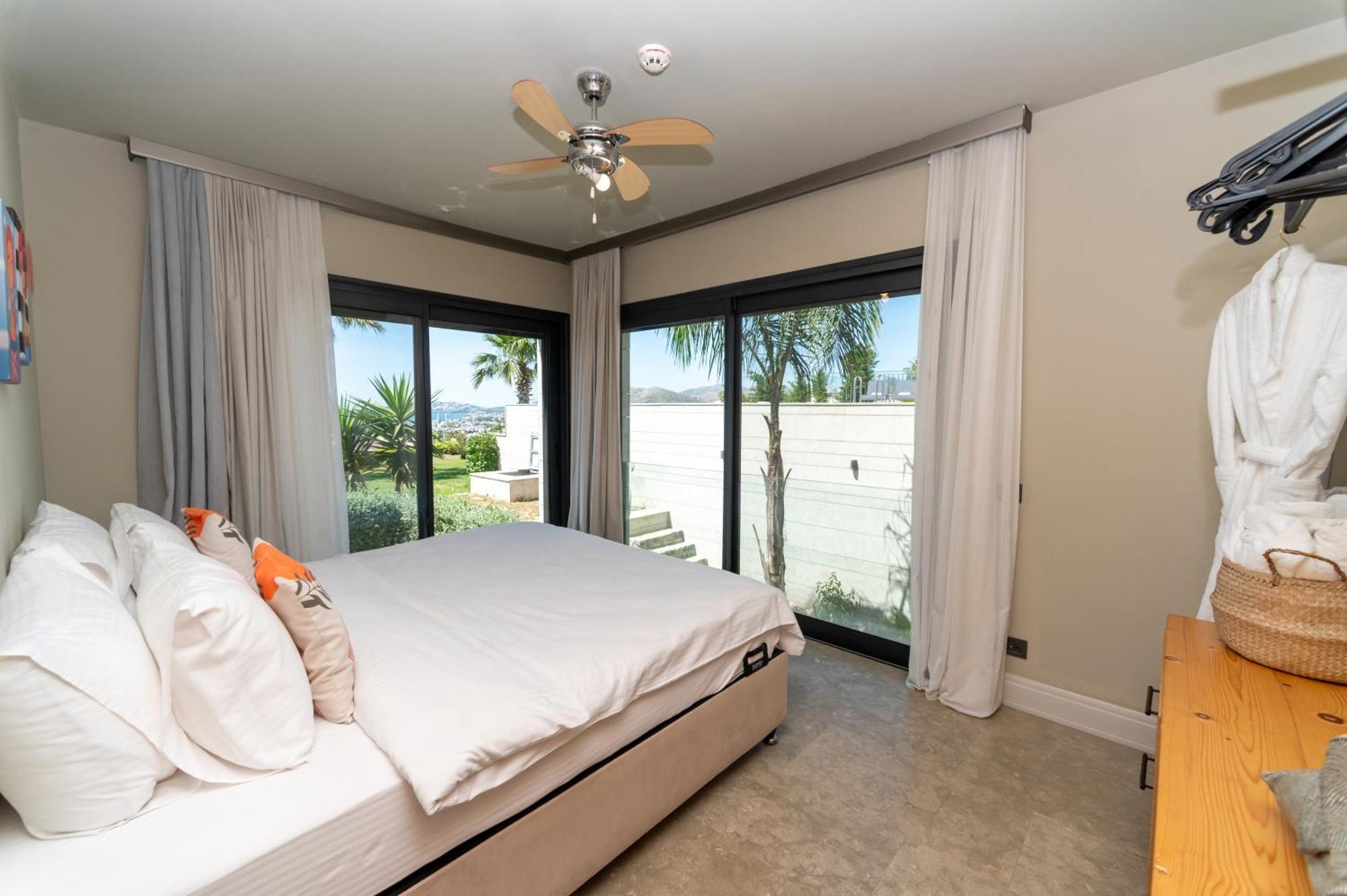 Vistaport A - Luxury Villa *